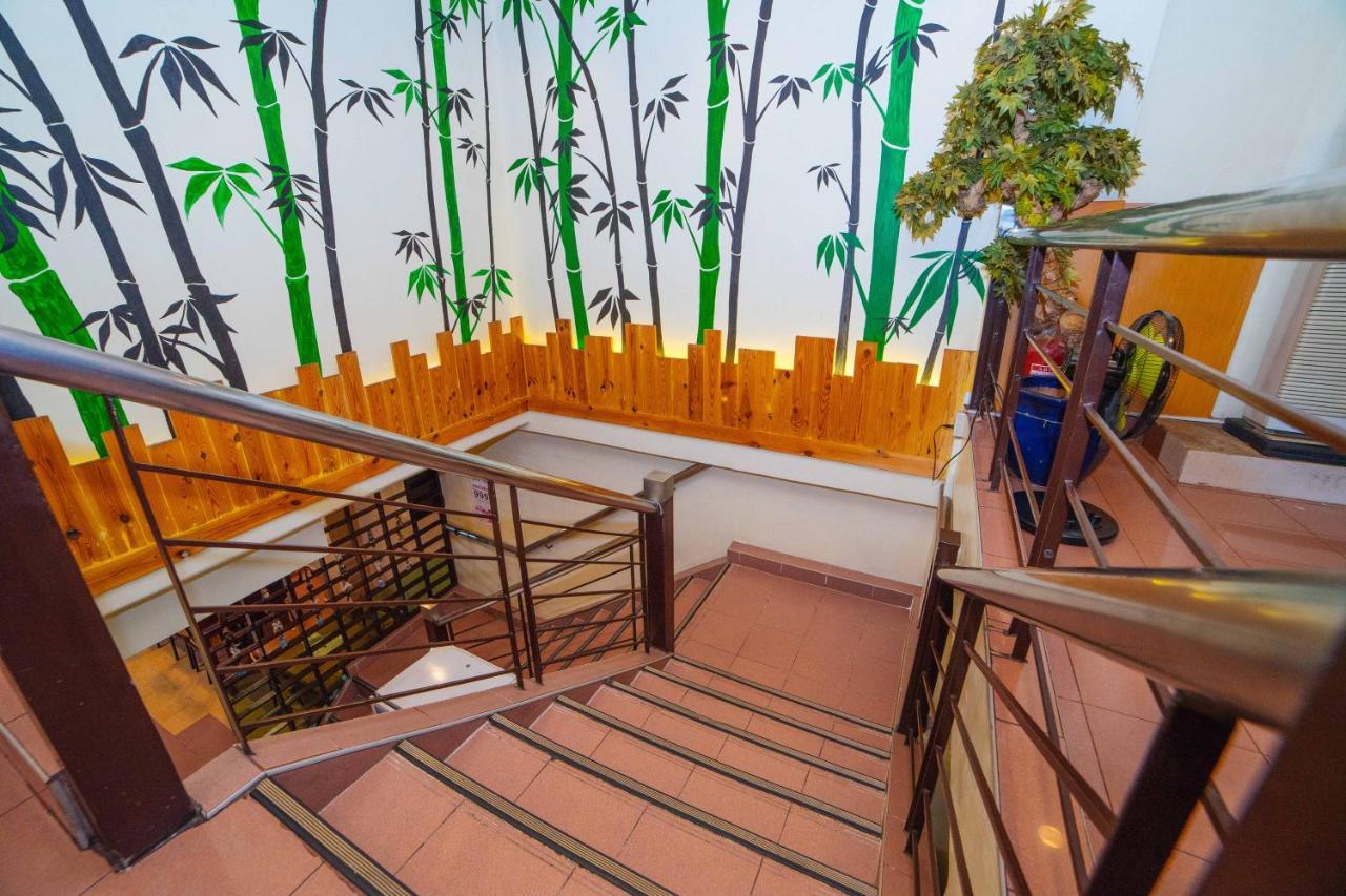 Reddoorz @ Fields Avenue Angeles City Εξωτερικό φωτογραφία