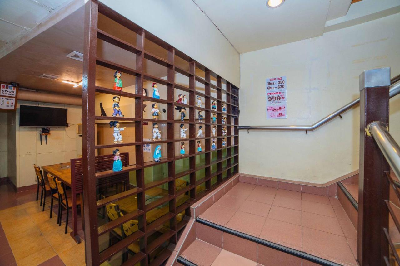 Reddoorz @ Fields Avenue Angeles City Εξωτερικό φωτογραφία