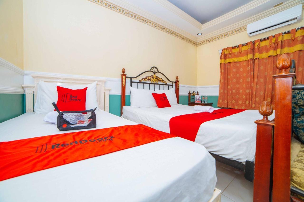 Reddoorz @ Fields Avenue Angeles City Εξωτερικό φωτογραφία