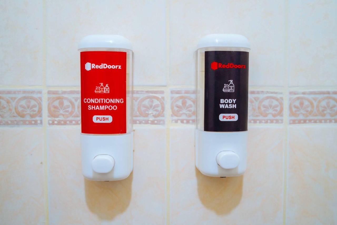 Reddoorz @ Fields Avenue Angeles City Εξωτερικό φωτογραφία