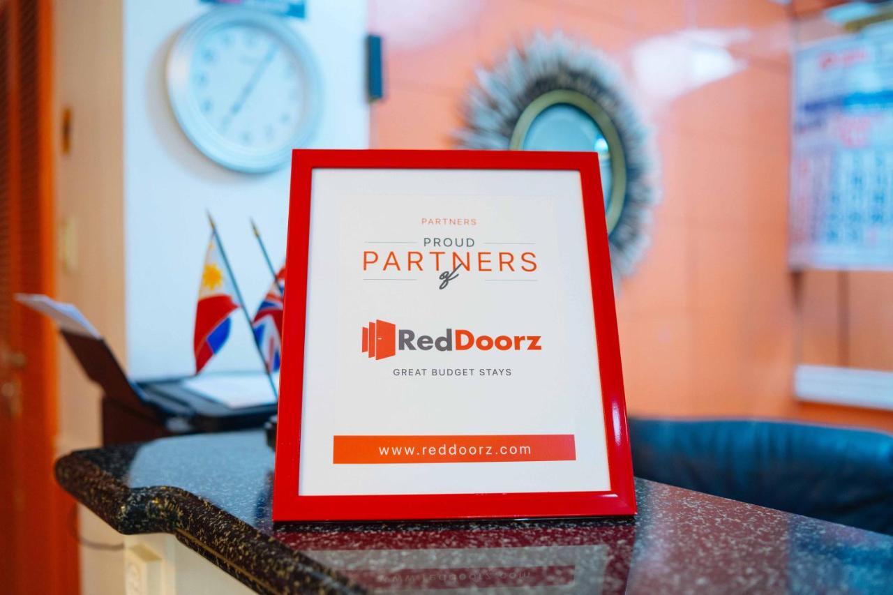 Reddoorz @ Fields Avenue Angeles City Εξωτερικό φωτογραφία