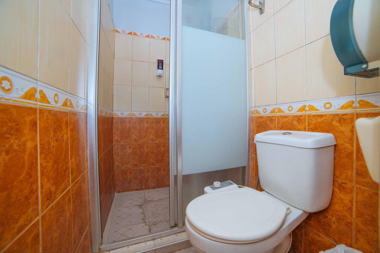 Reddoorz @ Fields Avenue Angeles City Εξωτερικό φωτογραφία